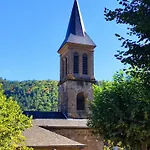 Grand De Charme Avec Parking Prive