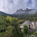 Grand De Charme Avec Parking Prive Apartmán Florac