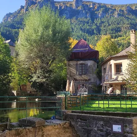 Grand De Charme Avec Parking Prive