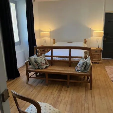 Grand De Charme Avec Parking Privé * Florac