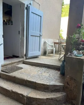 Grand De Charme Avec Parking Privé Florac