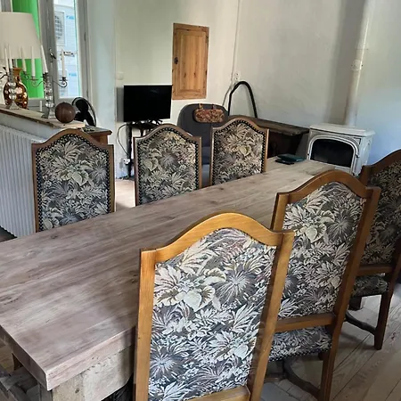 Apartamento Grand De Charme Avec Parking Privé *