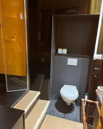 Apartamento Grand De Charme Avec Parking Privé *