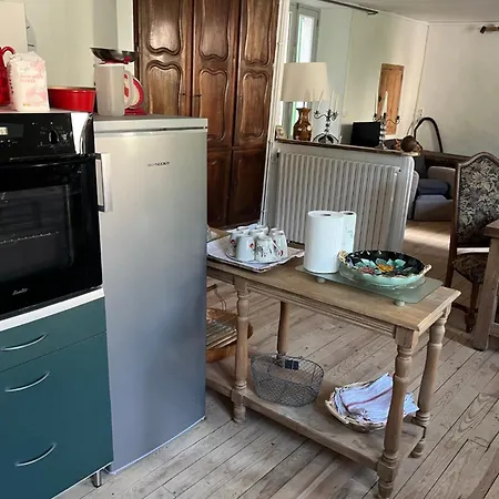 Grand De Charme Avec Parking Privé Apartamento